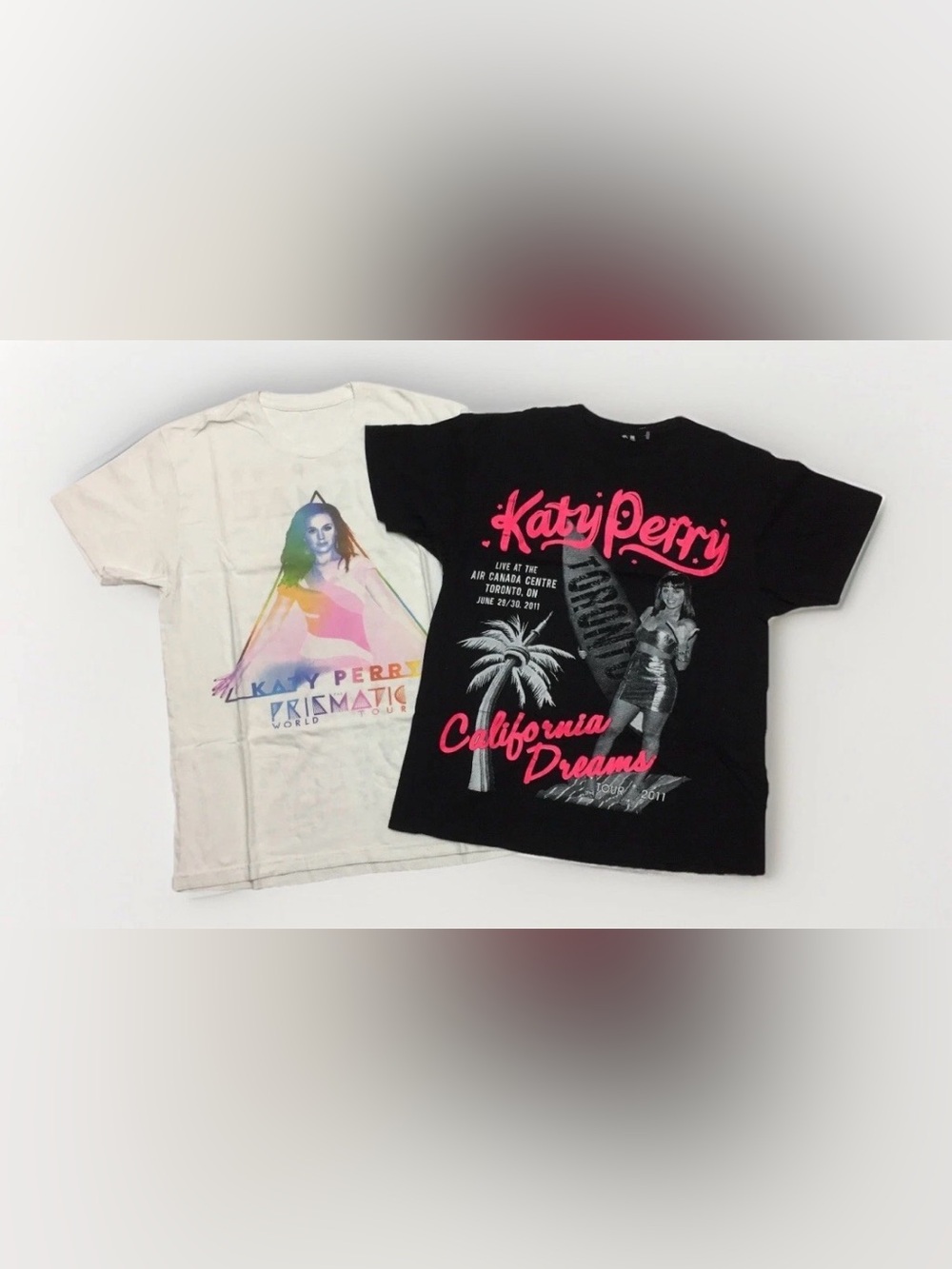 Lot Of 2 Katy Perry T-Shirts Toronto Tour Merch California Dreams Prismatic SM